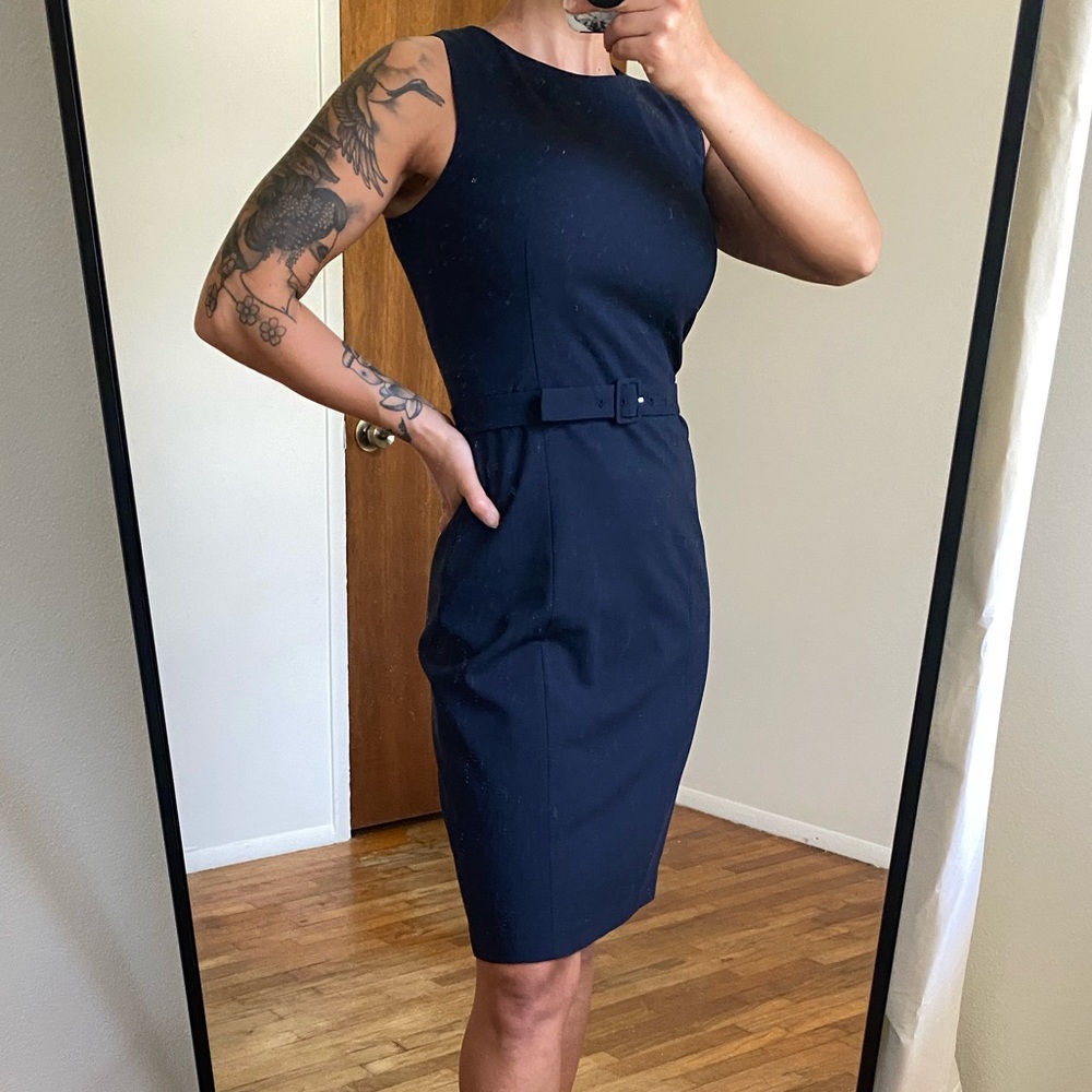 Theory dress😍